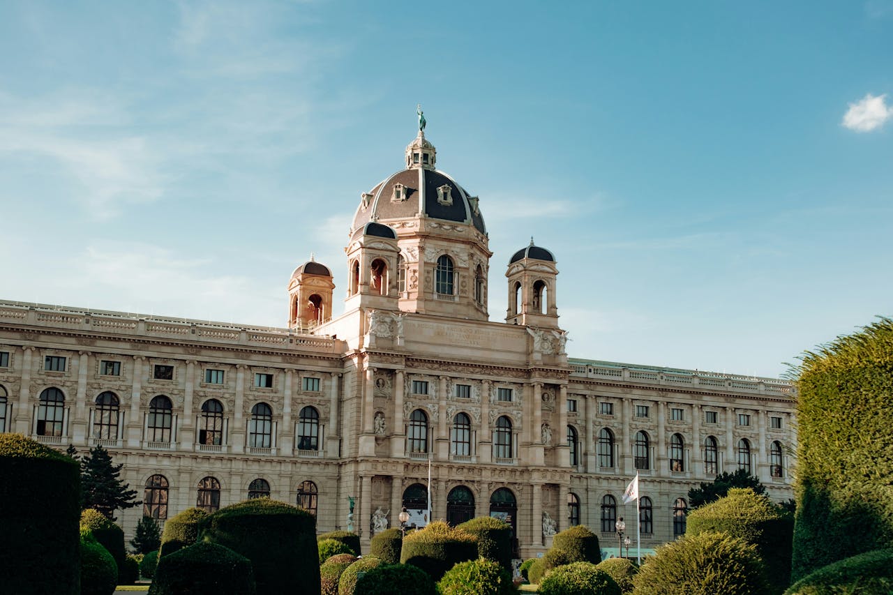 Rosewood Vienna & Aurelio Lech